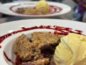 ecv recipe laura's rhubarb crumble