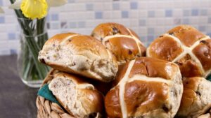 ecv hot cross buns